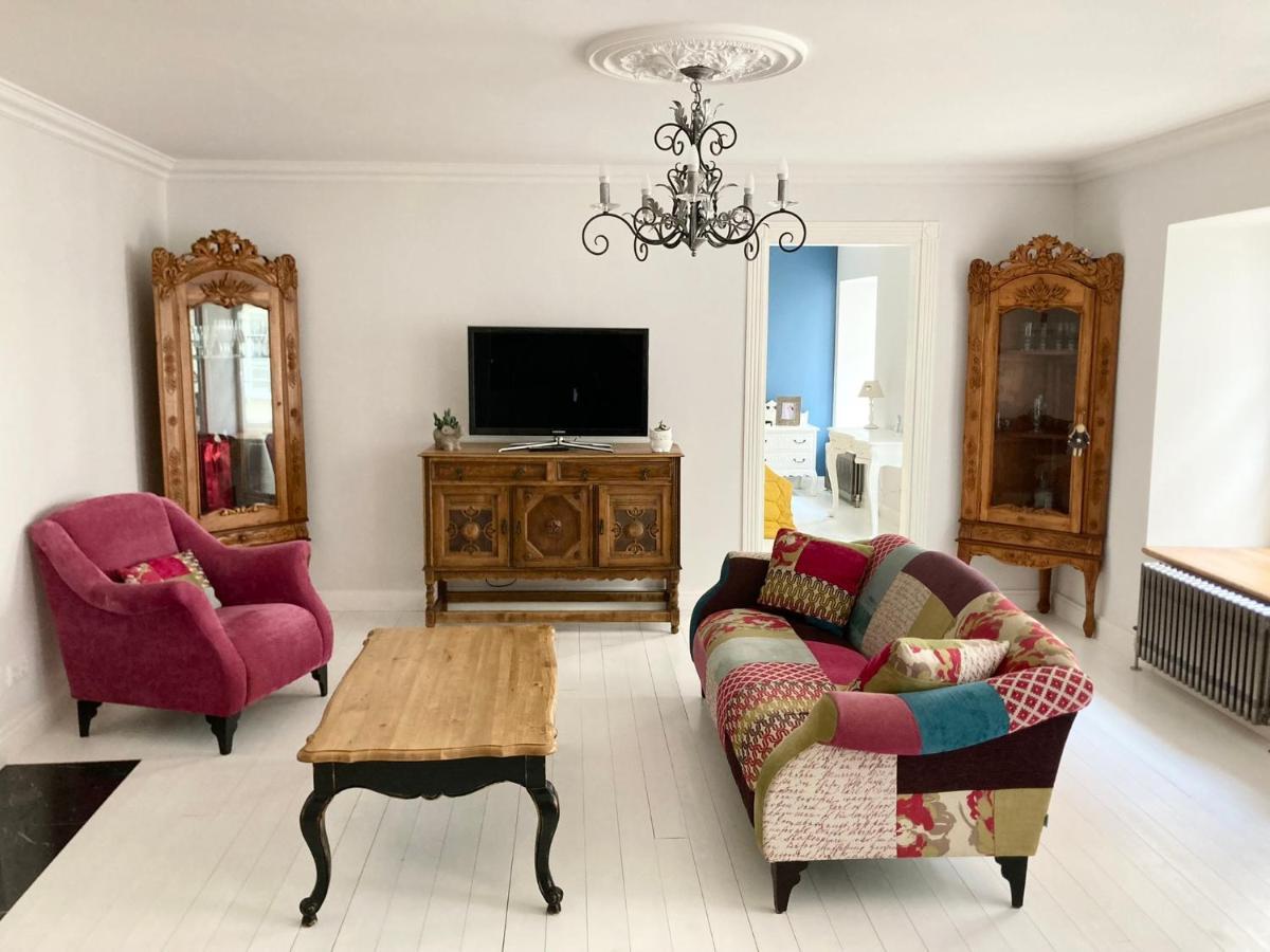 Shabby Chic - Apartment In The Heart Of Vilnius Old Town Экстерьер фото